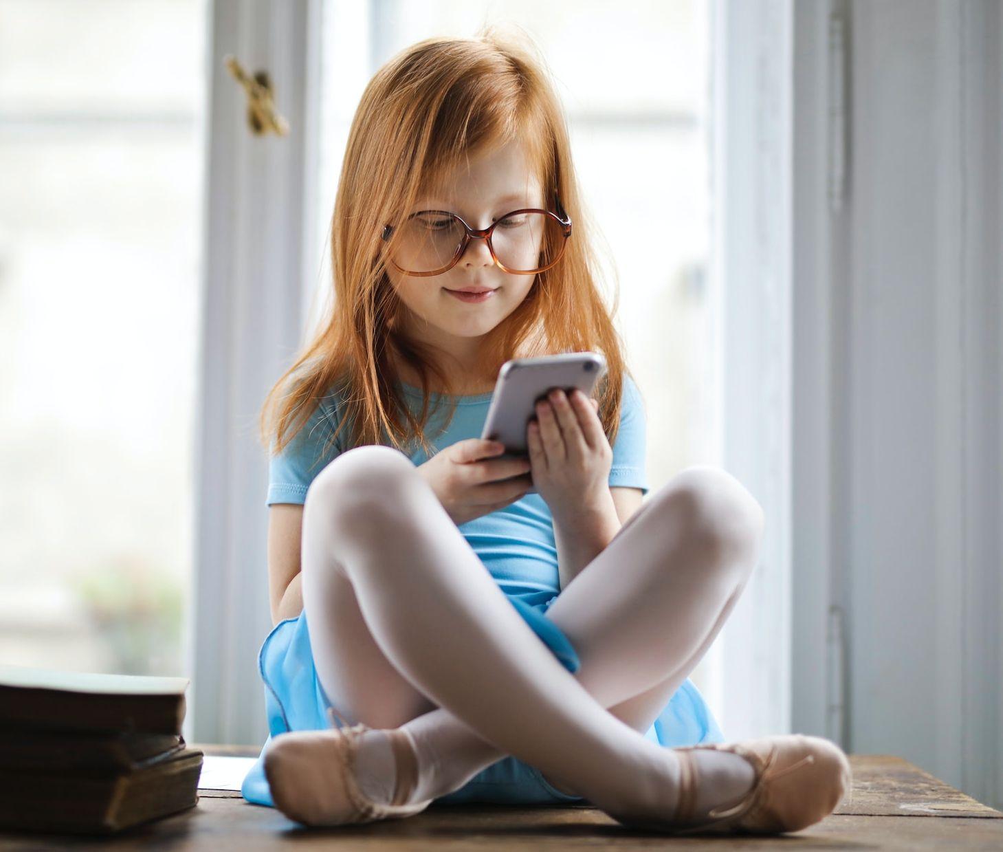 Smartphone Access for Children: Tips for Parents to Set Limits and Foster Healthy Habits